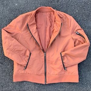 Salmon bomber